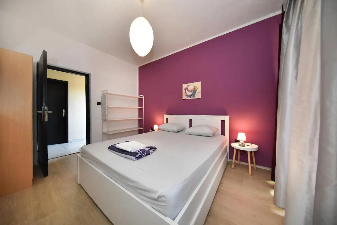 Little Monkey Apartment 자다르