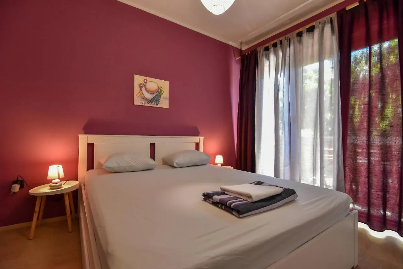 Little Monkey Apartment 자다르 0*,