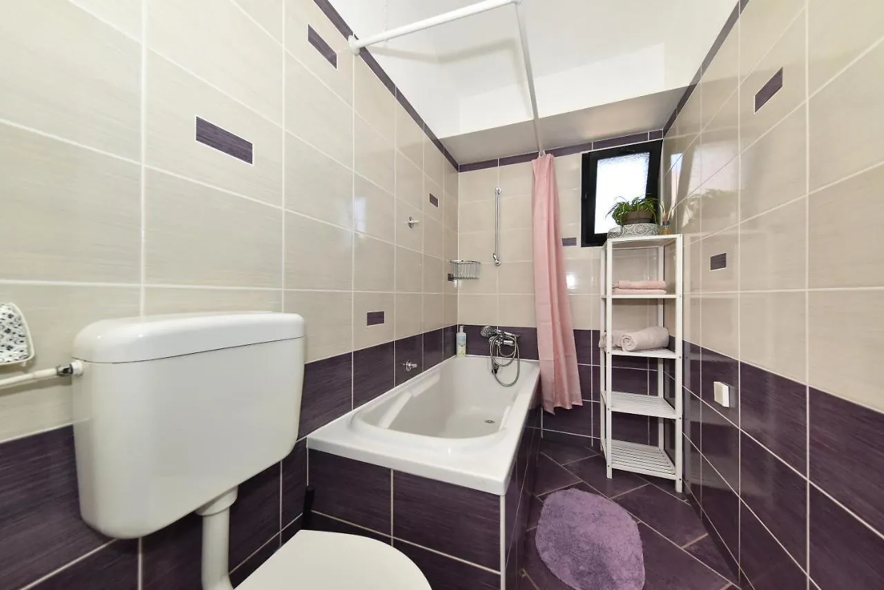 Little Monkey Apartment 자다르 0*,  크로아티아